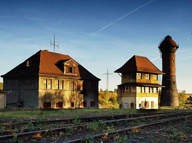 Wasserturm und Stellwerk