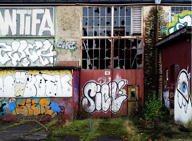 Eingangstor Montagehalle