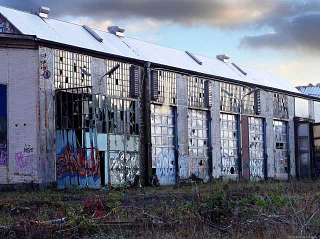 Fassade Montagehalle
