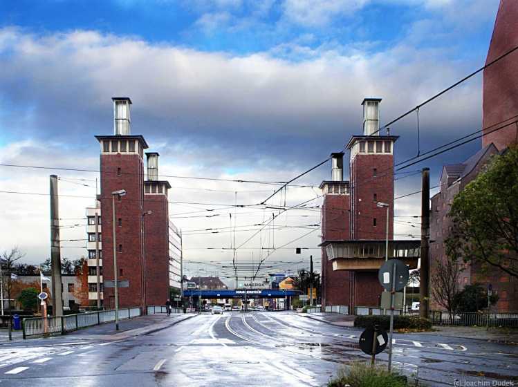 Duisburg - Schwanentor-Brücke