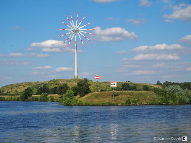 Windrad an der Ruhr