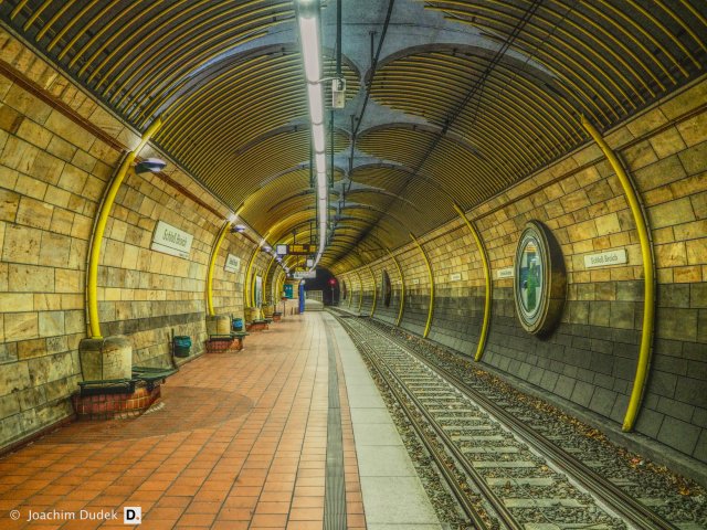 U-Bahn Mülheim-Broich