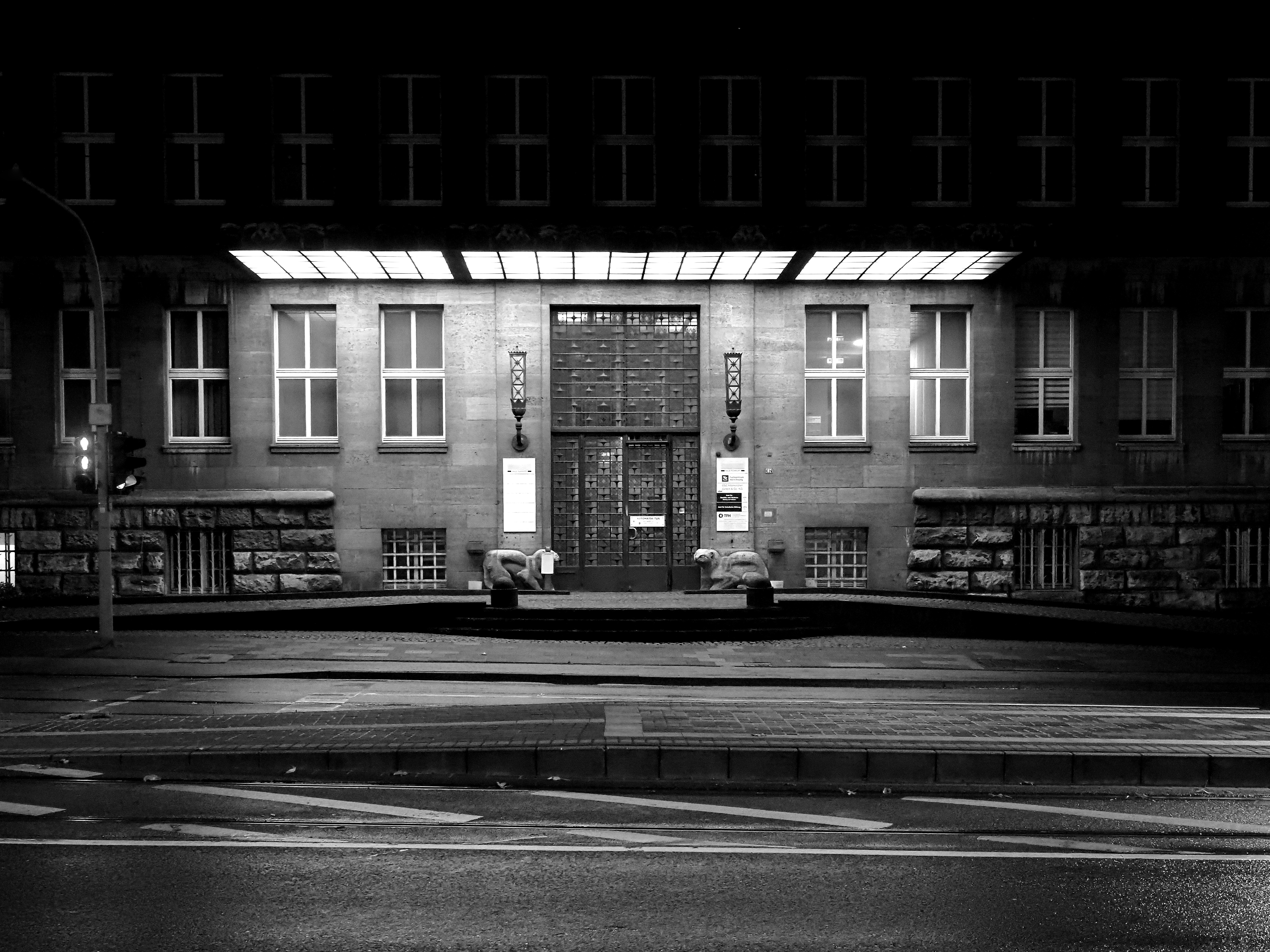 Eingang Tausendfensterhaus